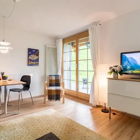 Modern - Ski-in, Ski-out - By *